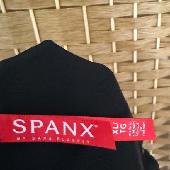 Spanx Very Black Faux Leather Moto Leggings Women's  Size XL - Picture 9 of 11